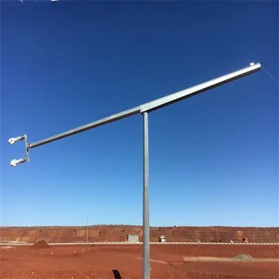 Poste de luz con bisagras medias